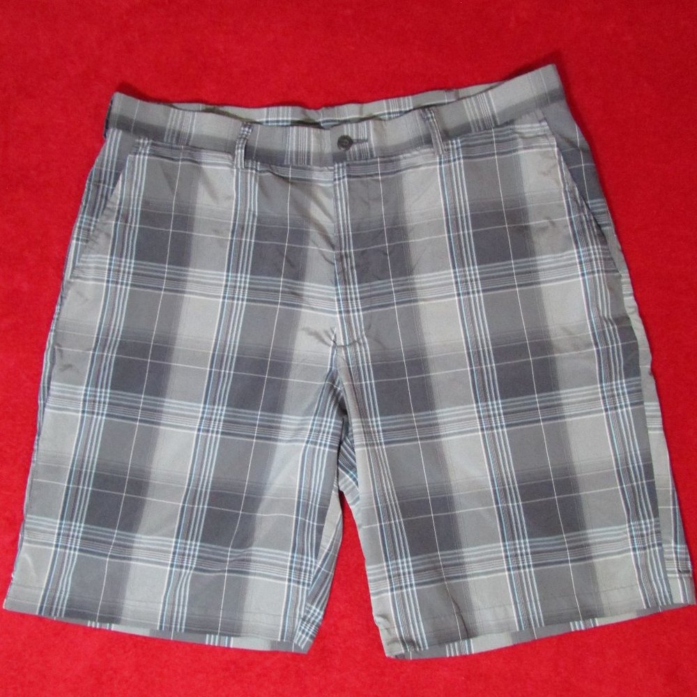 Ben Hogan Plaid Golf Shorts Tan / Blue